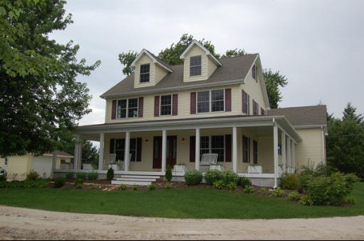 17682 Old State Rd., Sycamore, IL 60178