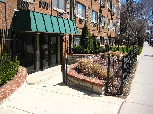 900 W Fullerton St. #2H, Chicago, IL 60614