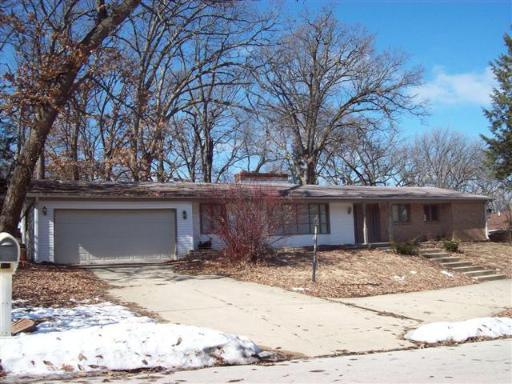 1908 Stratford Ln., Rockford, IL 61107