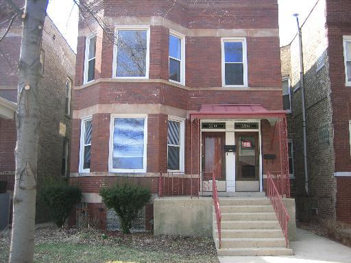 3710 N Claremont Ave., Chicago, IL 60618