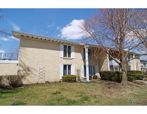 1870 Surrey Park Ln. #2C, Arlington Heights, IL 60005