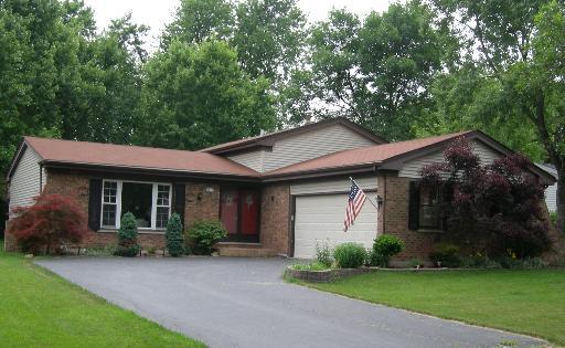 4012 Roslyn Rd., Downers Grove, IL 60515
