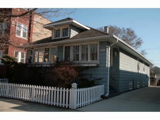 5315 W Patterson Ave., Chicago, IL 60641
