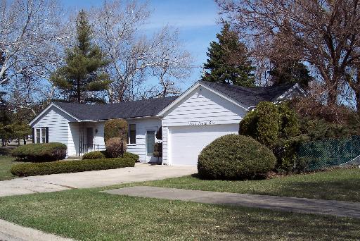 341 W Kimbell Ave., Elmhurst, IL 60126