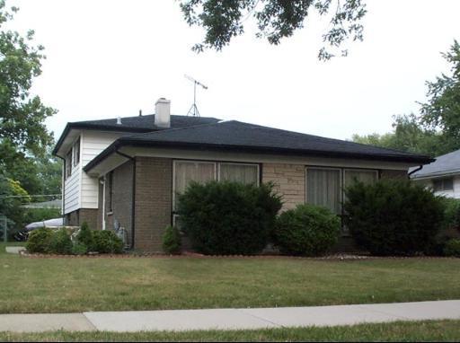 1153 N Willson Dr., Des Plaines, IL 60016