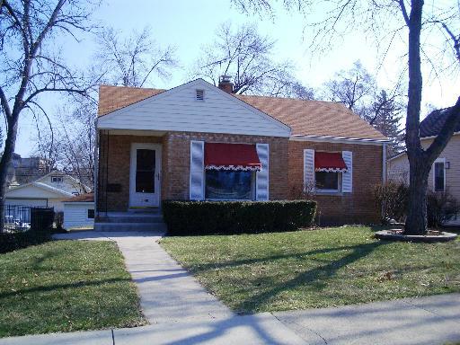 5401 Carpenter St., Downers Grove, IL 60515