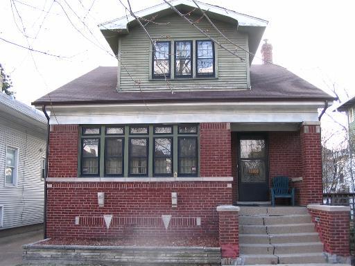 3810 N Hamlin Ave., Chicago, IL 60618