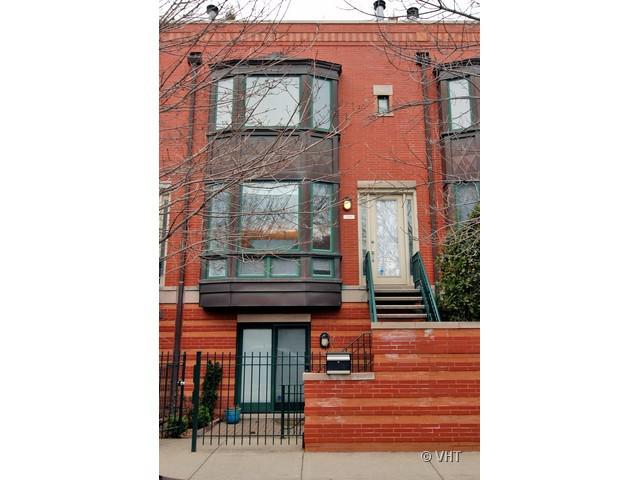2808 N Seminary Ave., Chicago, IL 60657