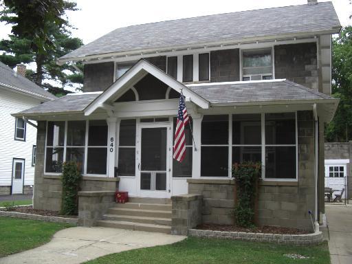 640 Palace St., Aurora, IL 60506