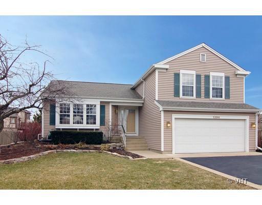 1394 Marble Hill Dr., Lake Zurich, IL 60047
