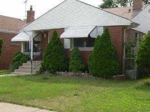 8008 S Trumbull Ave., Chicago, IL 60652