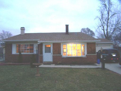 1699 Keating St., Glendale Heights, IL 60139