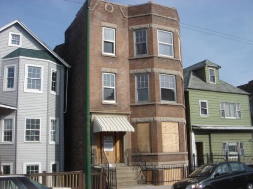 9023 S Houston Ave., Chicago, IL 60617