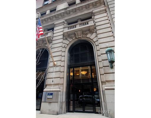212 W Washington St. #712, Chicago, IL 60606