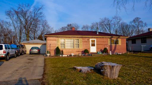 4N417 1st Ave., Addison, IL 60101