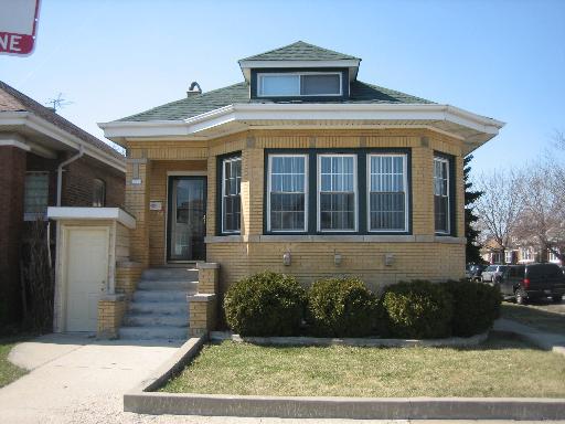 5700 S Mozart St., Chicago, IL 60629