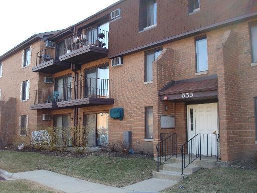 655 Briar Hill Ln. #3, Addison, IL 60101