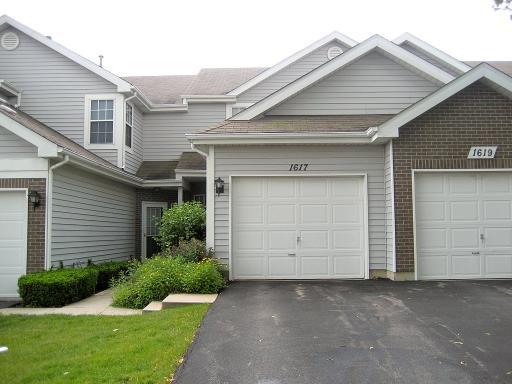 1617 Woodhaven Ct., Mundelein, IL 60060