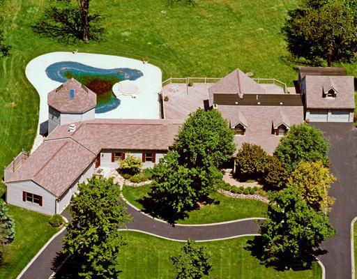 470 Miller Rd., North Barrington, IL 60010