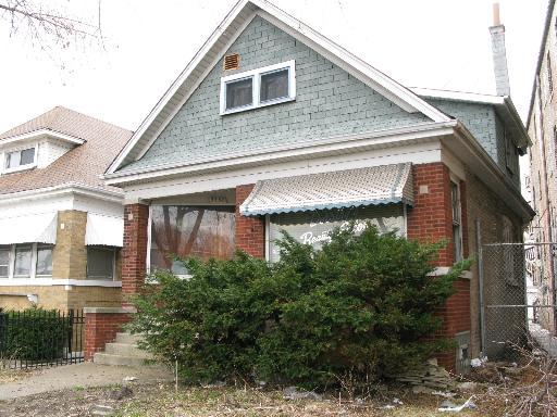 3737 N Kimball Ave., Chicago, IL 60618