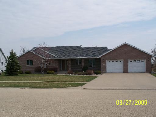383 E Walnut Ct., Herscher, IL 60941
