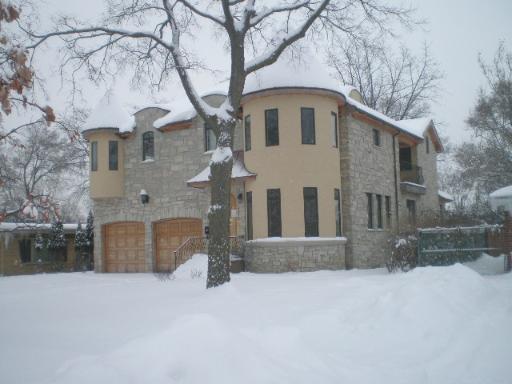 4540 Lilac Ave., Glenview, IL 60025