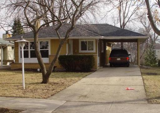 417 Dawn Ave., Glen Ellyn, IL 60137