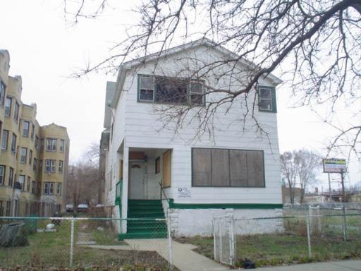 324 N Lotus Ave., Chicago, IL 60644