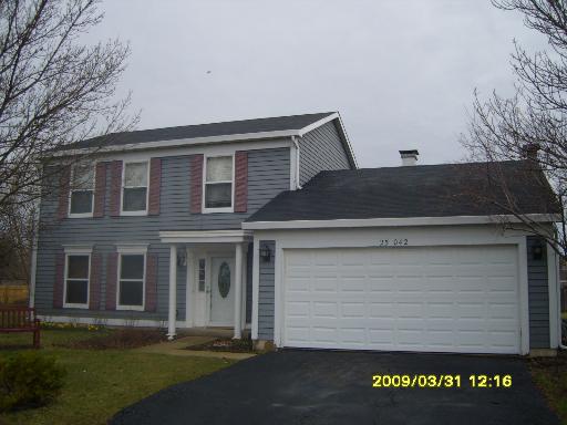 25W042 Malibu Ct., Naperville, IL 60540