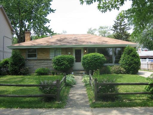 210 Parkside, Itasca, IL 60143