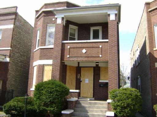 7512 S Peoria St., Chicago, IL 60620