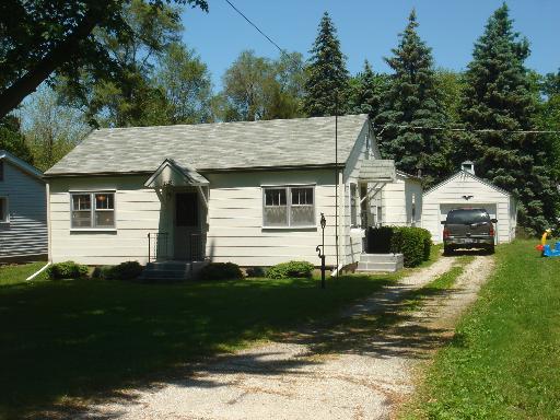 1529 Hoyt Ave., Aurora, IL 60506