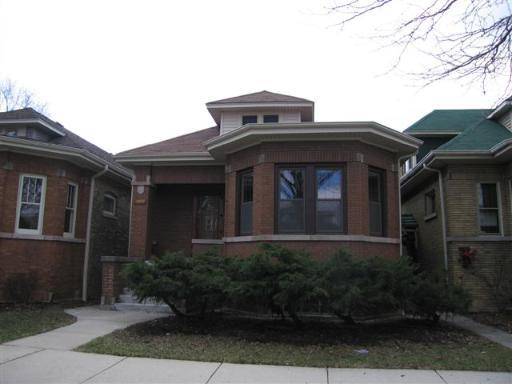 5309 W Cullom, Chicago, IL 60641