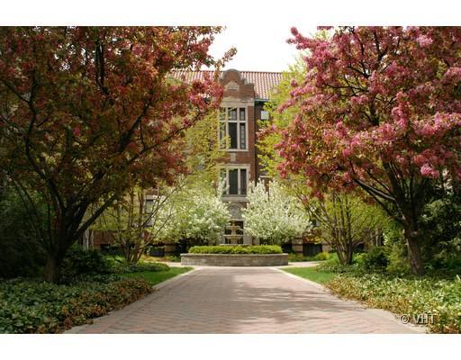 834 Hinman Ave. #1, Evanston, IL 60202