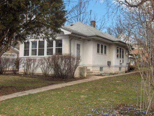 1852 Kiest Ave., Northbrook, IL 60062