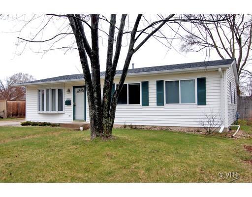 37356 Grandwood Dr., Gurnee, IL 60031