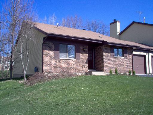 23W438 Greenbriar Dr., Naperville, IL 60540