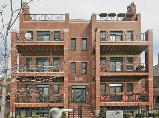 2702 W Montrose Ave. #2W, Chicago, IL 60618