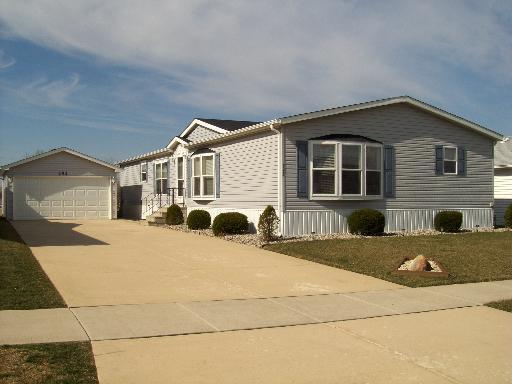 143 Hibiscus Cir., Matteson, IL 60443
