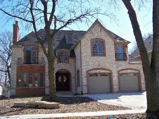 816 Wellner Rd., Naperville, IL 60540