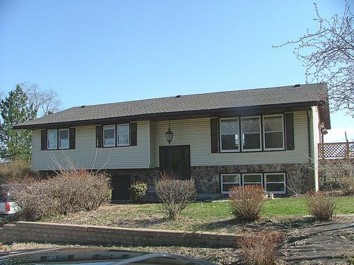 772 N 2856 Rd., Utica, IL 61373