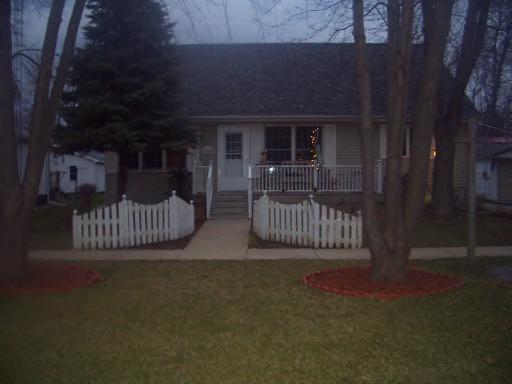 325 E 2nd Ave., Clifton, IL 60927