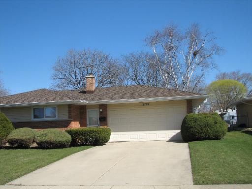 566 Ambleside Rd., Des Plaines, IL 60016
