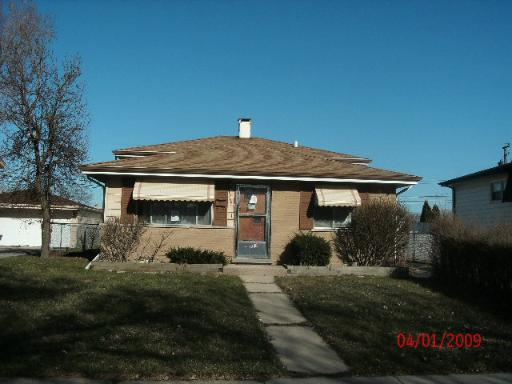 1269 Arthur St., Calumet City, IL 60409
