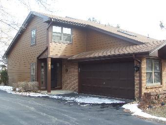 943 Brown Deer Rd., Westmont, IL 60559