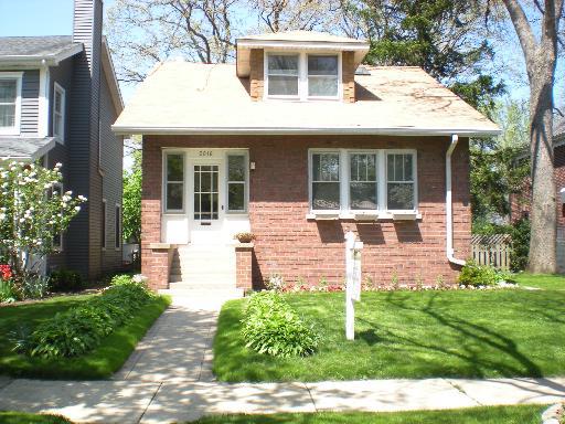 2016 Birchwood Ave., Wilmette, IL 60091