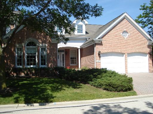 27 Old Mill Ct., Burr Ridge, IL 60527