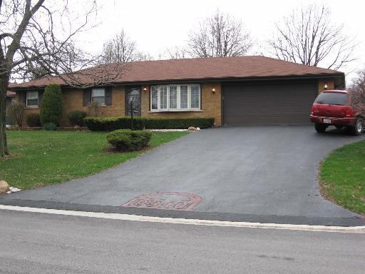 8940 S 84th Ave., Hickory Hills, IL 60457