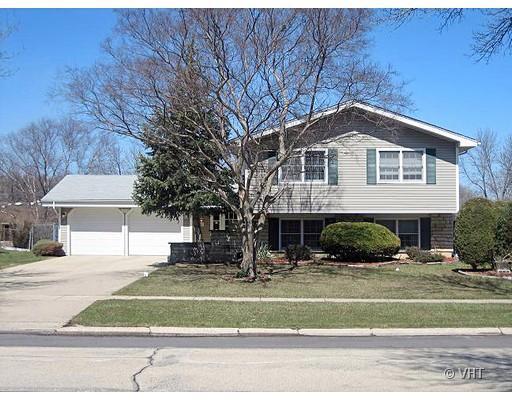 1010 Nottingham Ln., Hoffman Estates, IL 60169