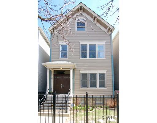 2915 N Racine Ave., Chicago, IL 60657